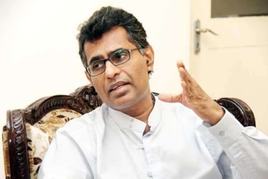 

United Republican Front (URF) leader Patali Champika Ranawaka said Sri Lanka defaulted on a payment of USD 6 billion starting from April 2022 when the country announced bankruptcy.

He said this was the reality though the Central Bank data show the increase of foreign reserves to USD 5 billion.


