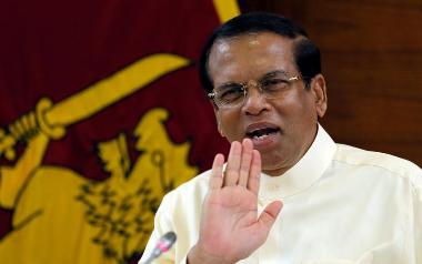 
Former President Maithripala Sirisena left the Bandaranaike International Airport (BIA) this morning for a visit to Thailand.

It was reported that he left the airport along with another nine persons.


