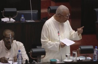 
Introducing a motion in parliament, TNA Leader R. Sampanthan yesterday called for the Constitution introduced in 1978 to be abolished and a new one brought in.

Moving an adjournment motion, he said the new Constitution should be brought in with the agreement of all communities, while upholding their rights.

He said former Presidents Chandrika Bandaranaike Kumaratunga, Mahinda Rajapaksa and incumbent President Maithripala Sirisena had promised to introduce a new Constitution but failed to keep their pledges.
