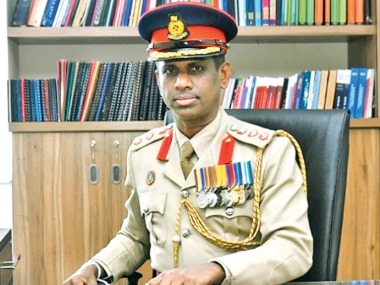 கணக்காய்வாளர் நாயகமாக முன்னாள் இராணுவ அதிகாரி- ஜனாதிபதியின் பரிந்துரை நிராகரிப்பு.
புதிய கணக்காய்வாளர் நாயகமாக ஓய்வு பெற்ற இராணுவ அதிகாரி கேணல் ஓ. ஆர்.ராஜசிங்கவை நியமிக்க ஜனாதிபதி செய்த சிபாரிசினை அரசியலமைப்பு பேரவை நிராகரித்துள்ளது.
சபாநாயகர் தலைமையில் கூடிய அரசியலமைப்பு பேரவை கூட்டத்தில் இந்த தீர்மானம் எடுக்கப்பட்டுள்ளது. இதே பதவிக்கு, முன்னர் ஜனாதிபதி மேற்கொண்ட சிபாரிசுகளை மேற்படி பேரவை நிராகரித்திருந்தது.