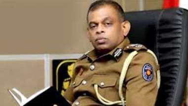 

Inspector General of Police Deshabandu Tennakoon, through his lawyer, has filed a writ petition before the Court of Appeal seeking an order to revoke the arrest warrant issued by the Matara Magistrate's Court.

A two-judge bench of the Court of Appeal, comprising Justices Mohamed Laffar and Sarath Dissanayake, has fixed the petition for support on March 12.


